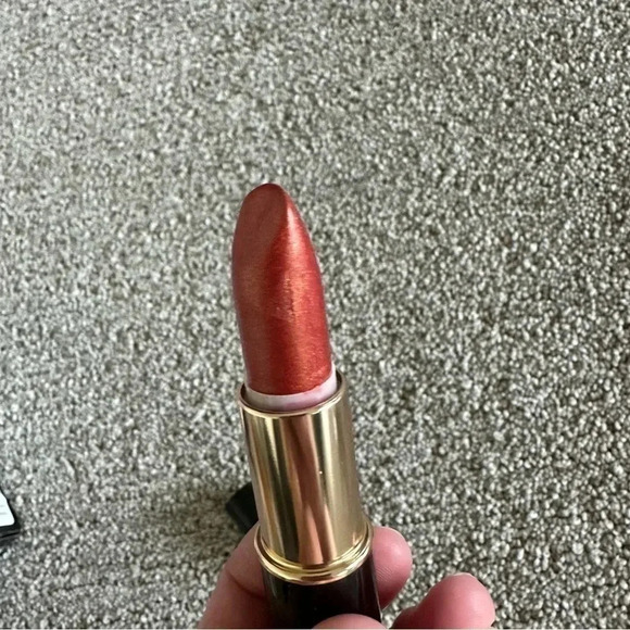 Lancôme‎ Rouge Attraction Hypnose Lipstick - Picture 2 of 3
